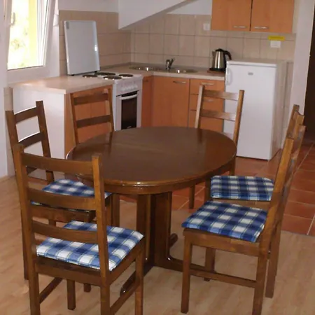 Luna - One Bedroom With Terrace And Sea View 公寓 *