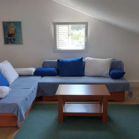 Apartment Luna - One Bedroom With Terrace And Sea View
