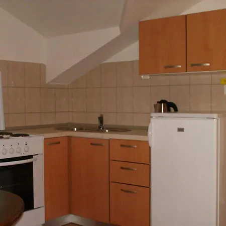Luna - One Bedroom With Terrace And Sea View Apartment
